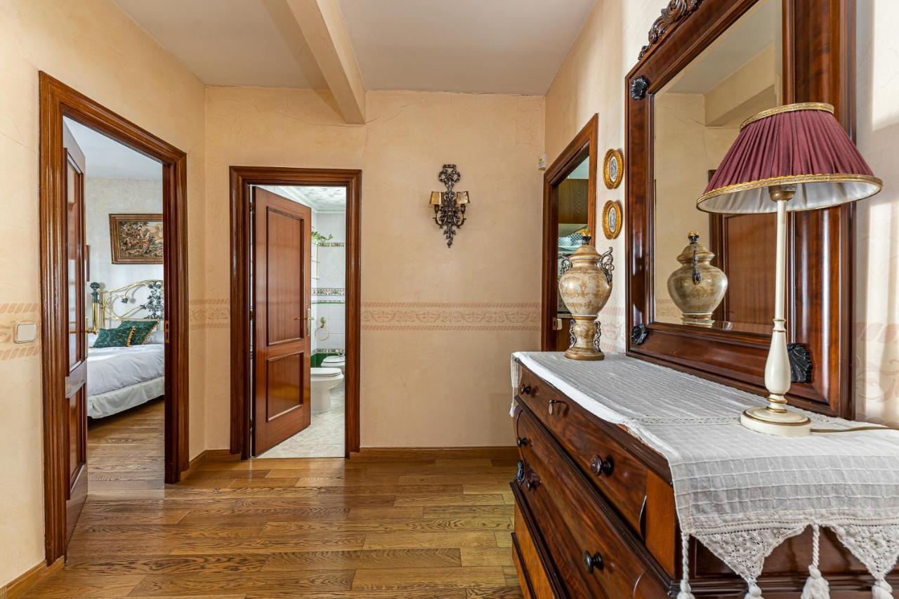 Waou Deluxe Cottage Titulcia Exterior photo